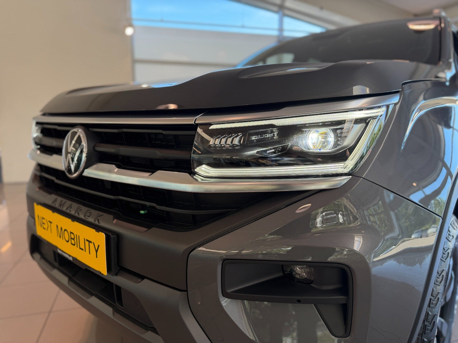 Grå VW Amarok fra 2025