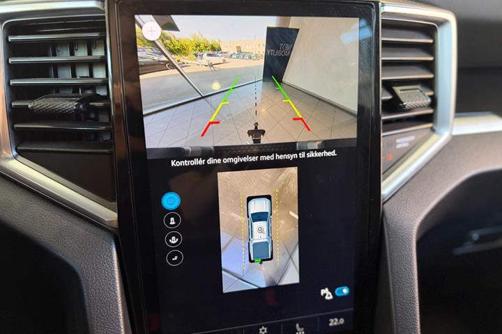 Grå VW Amarok fra 2025