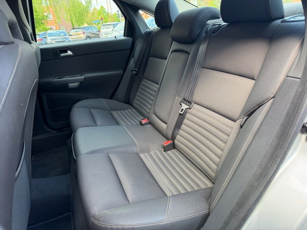 Sølv Volvo S40 fra 2008