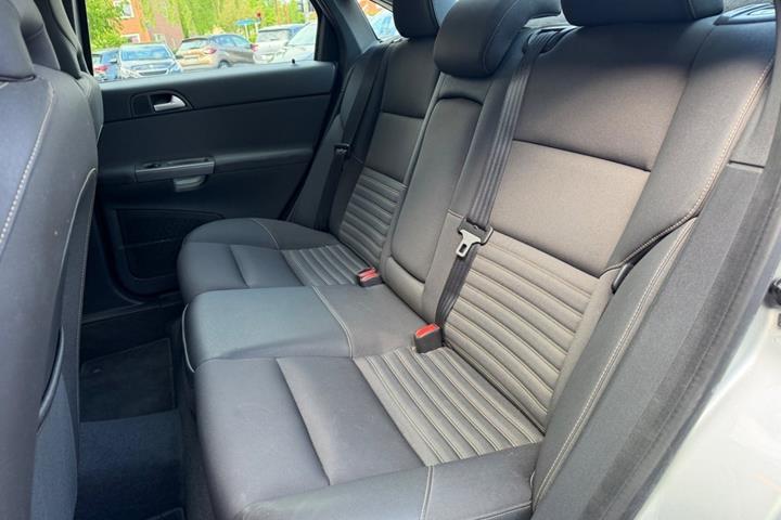 Sølv Volvo S40 fra 2008