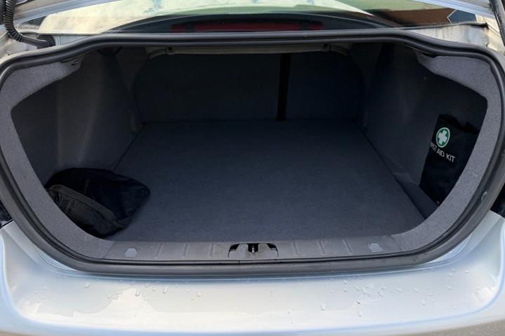 Sølv Volvo S40 fra 2008