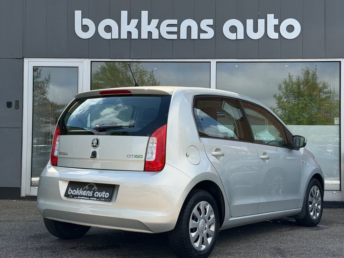 Sølv Skoda Citigo fra 2015