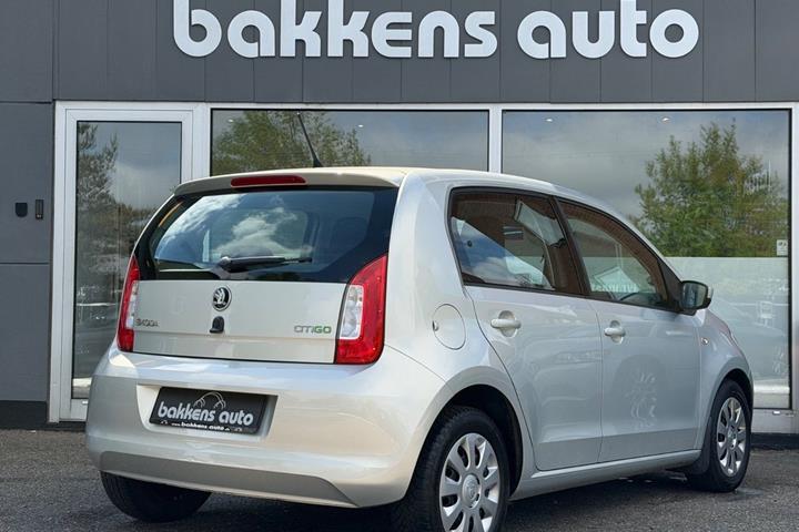 Sølv Skoda Citigo fra 2015