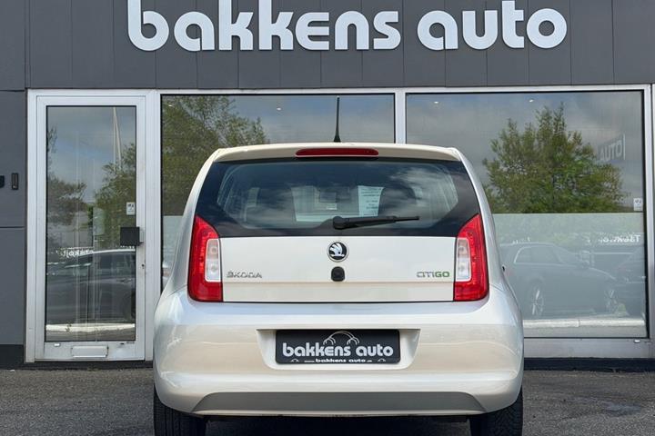 Sølv Skoda Citigo fra 2015