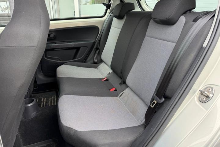 Sølv Skoda Citigo fra 2015
