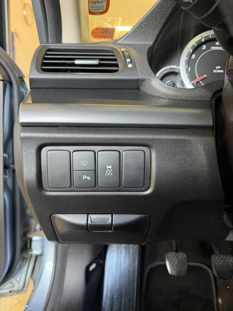 Blå Honda Accord fra 2012