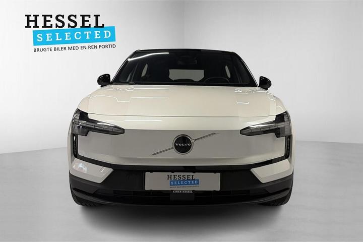 Sort Volvo EX30 fra 2024