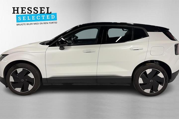 Sort Volvo EX30 fra 2024