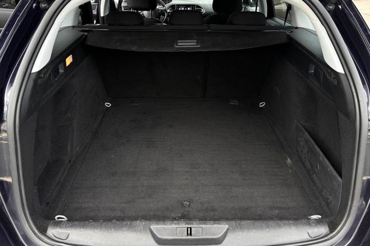 undefined Peugeot 308 fra 2016