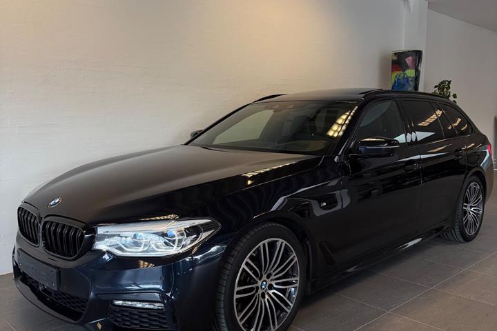 Sort BMW 540d fra 2018