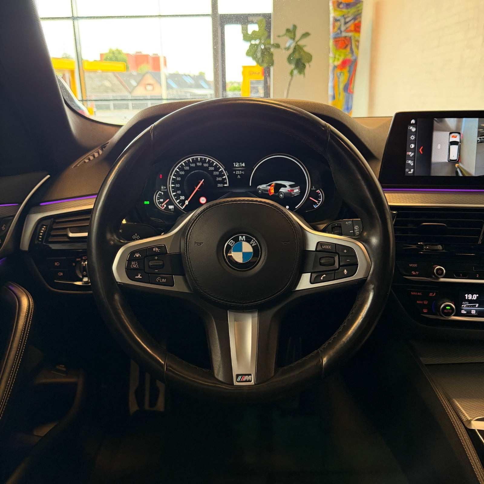 Sort BMW 540d fra 2018
