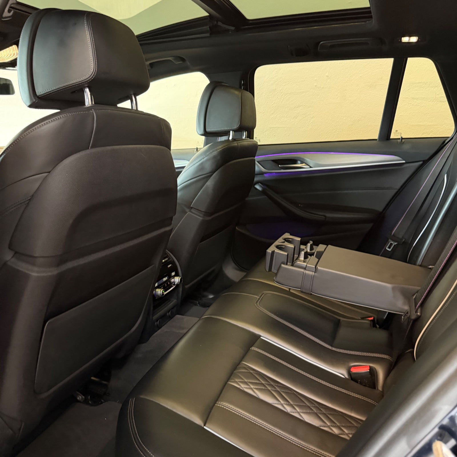 Sort BMW 540d fra 2018