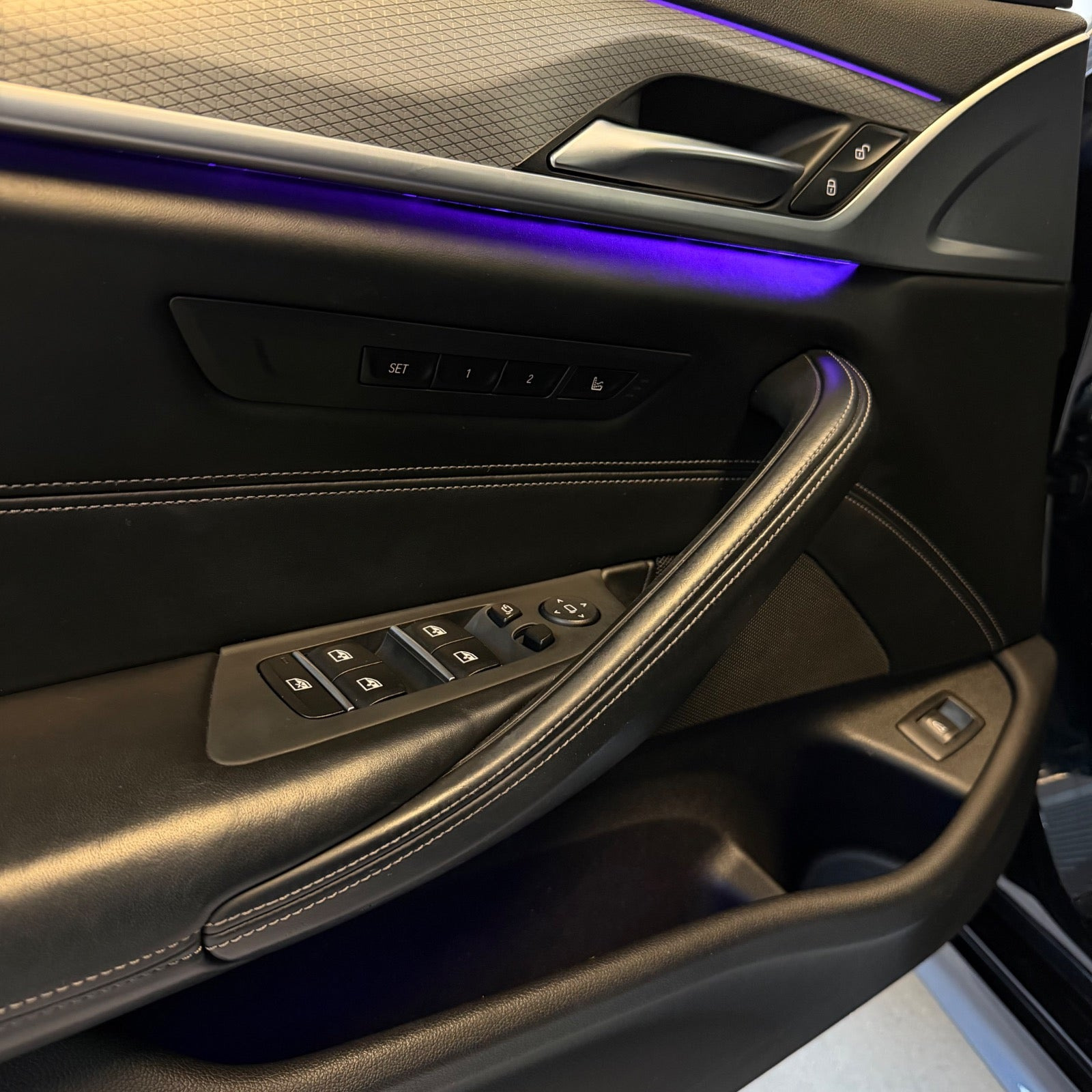 Sort BMW 540d fra 2018