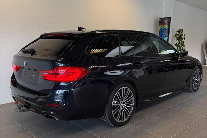 Sort BMW 540d fra 2018