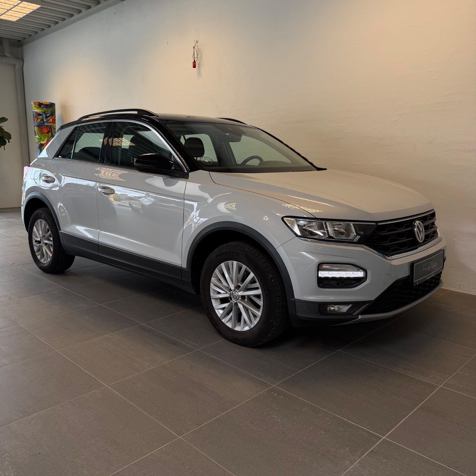 Sølv VW T-Roc fra 2019