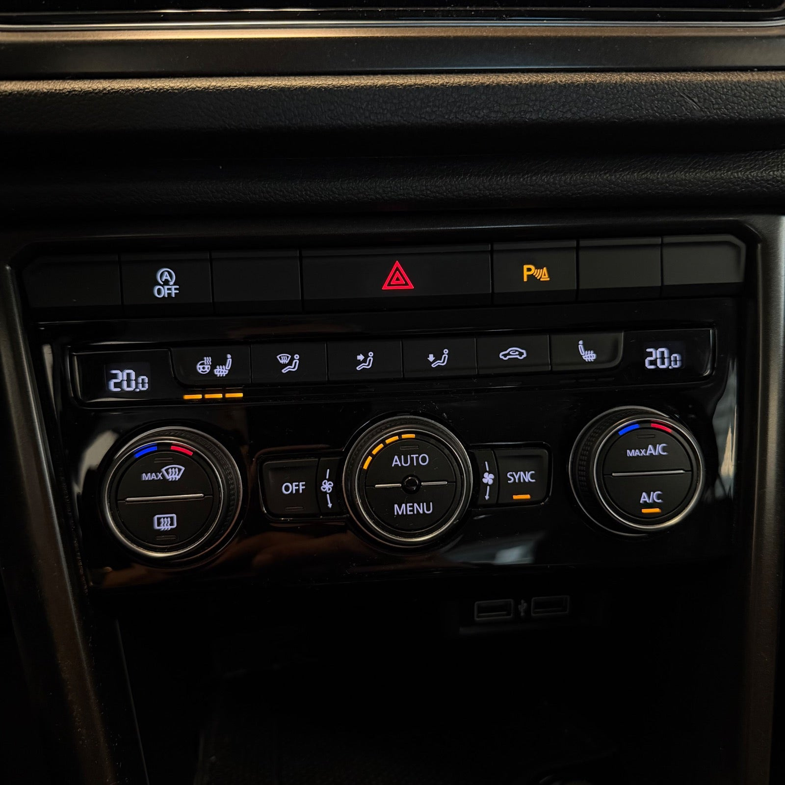 Sølv VW T-Roc fra 2019
