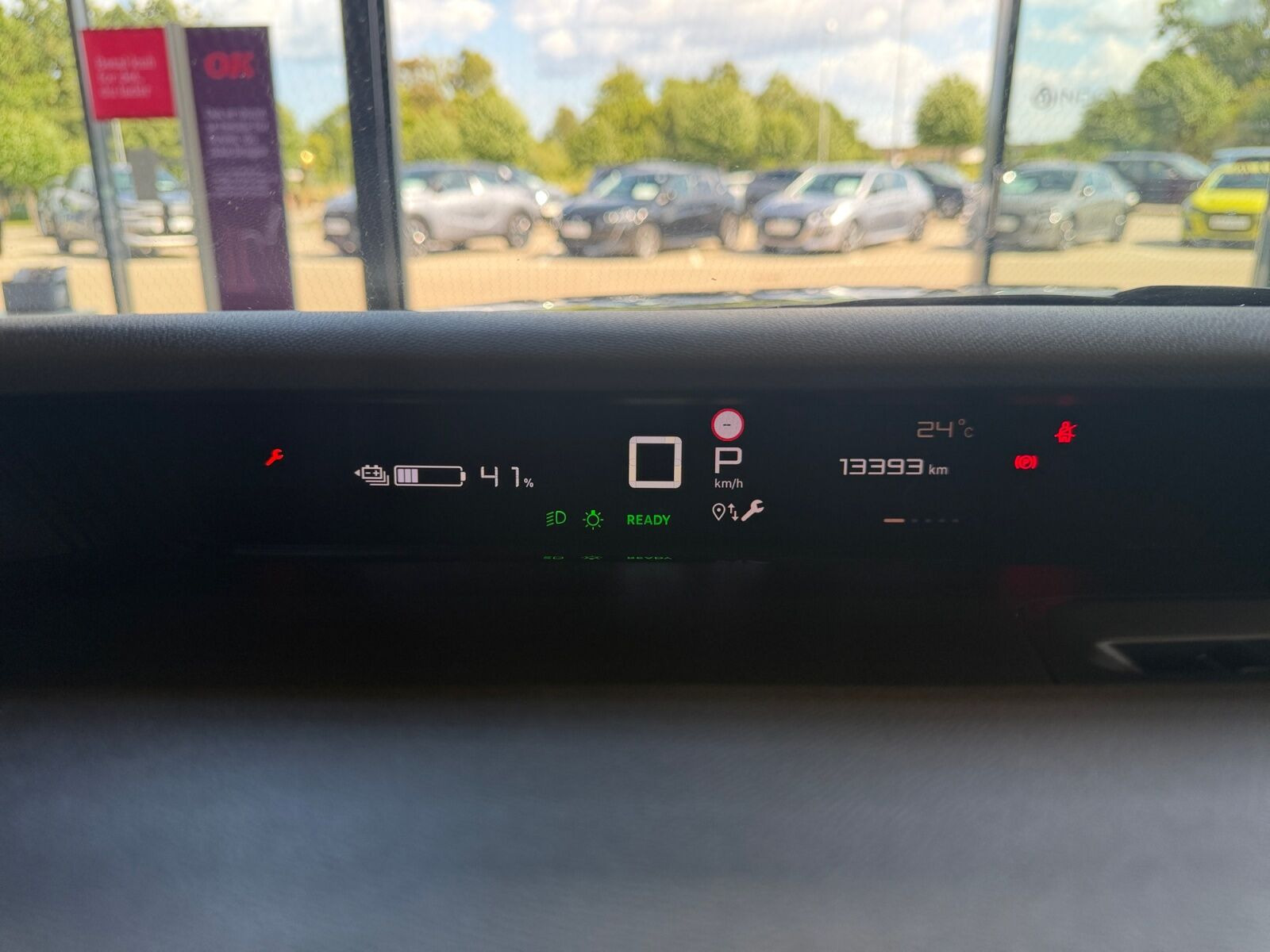 Grå Citroën e-C3 Aircross fra 2025