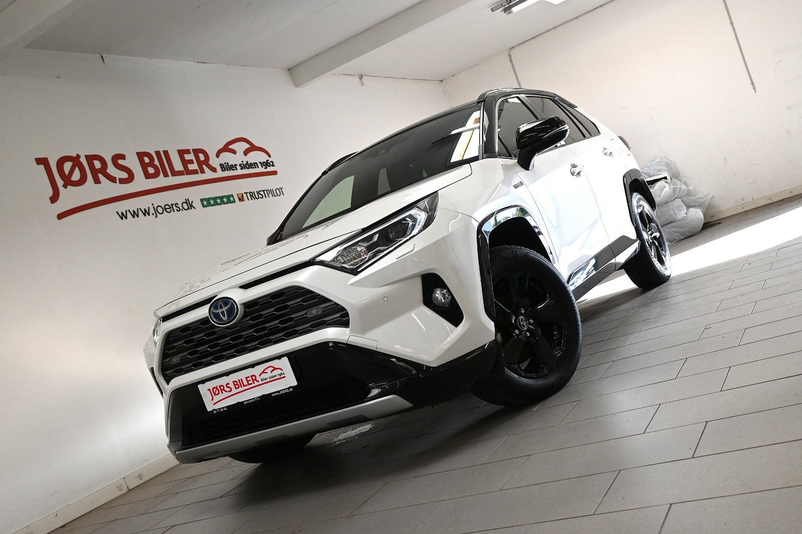 Toyota RAV4 2,5 Hybrid H3 Style Smart MDS