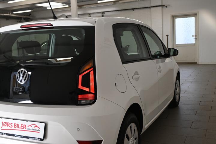Hvid VW UP! fra 2019