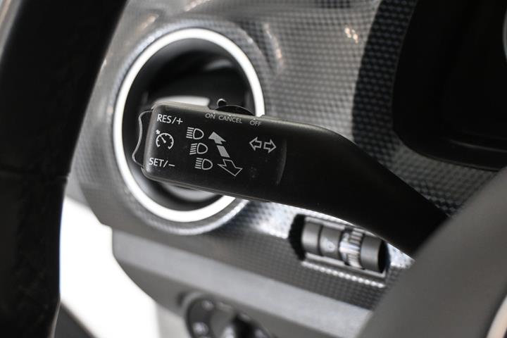 Hvid VW UP! fra 2019