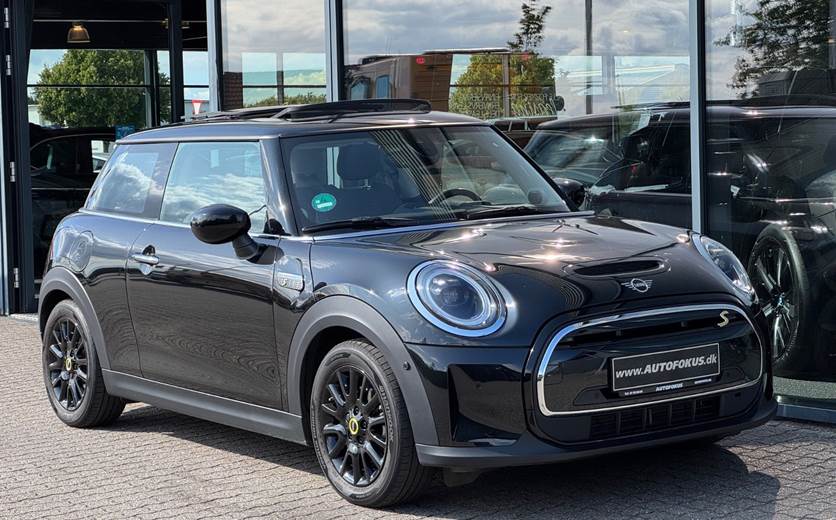 Mini Cooper SE Classic Trim