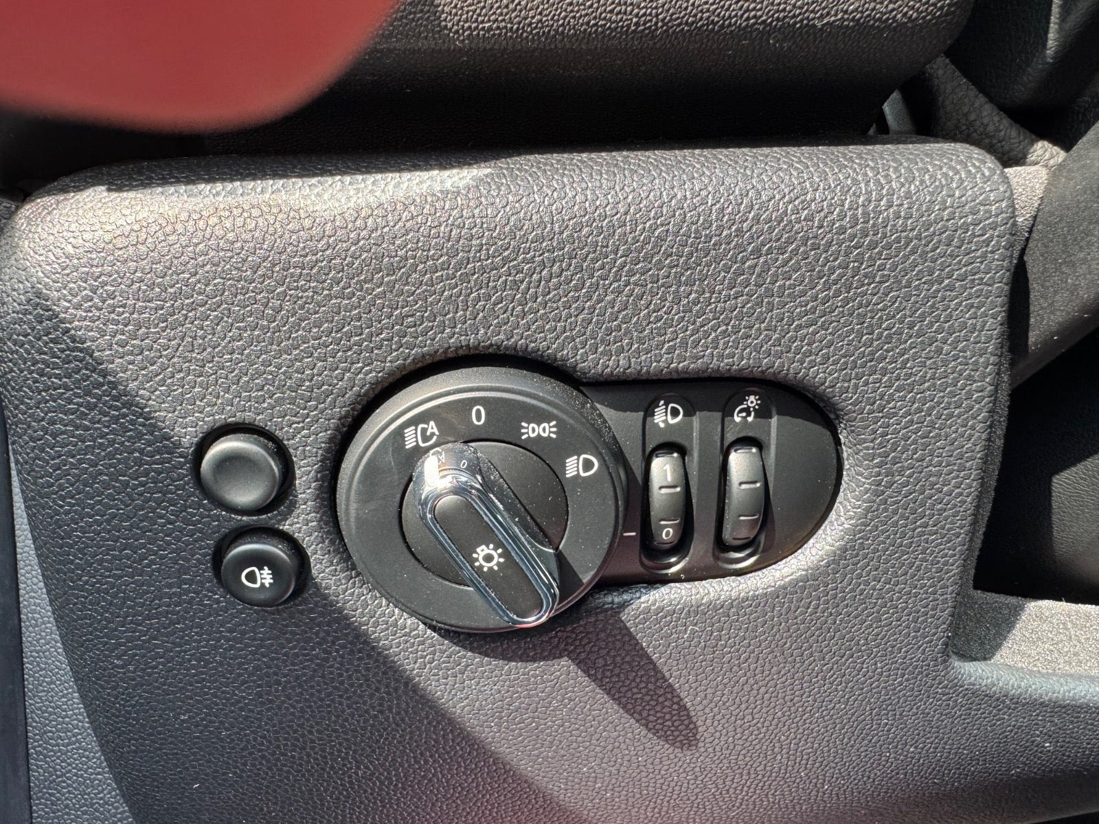 Sort Mini Cooper SE fra 2023