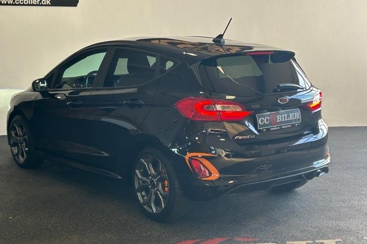 Sort Ford Fiesta fra 2021