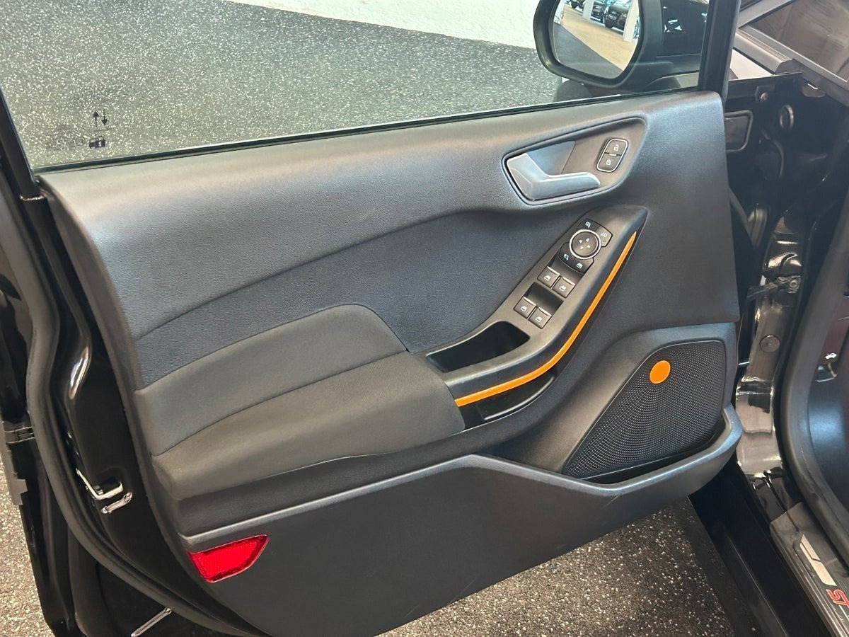 Sort Ford Fiesta fra 2021