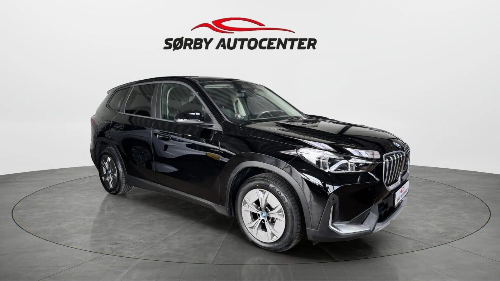 Sort BMW iX1 fra 2023