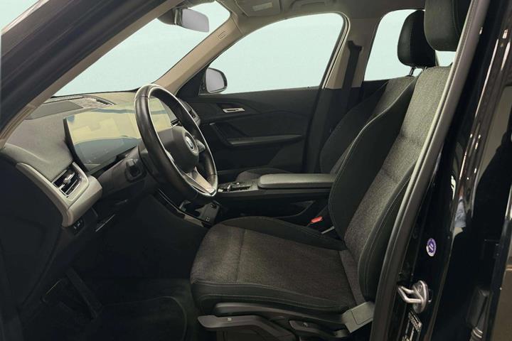 Sort BMW iX1 fra 2023