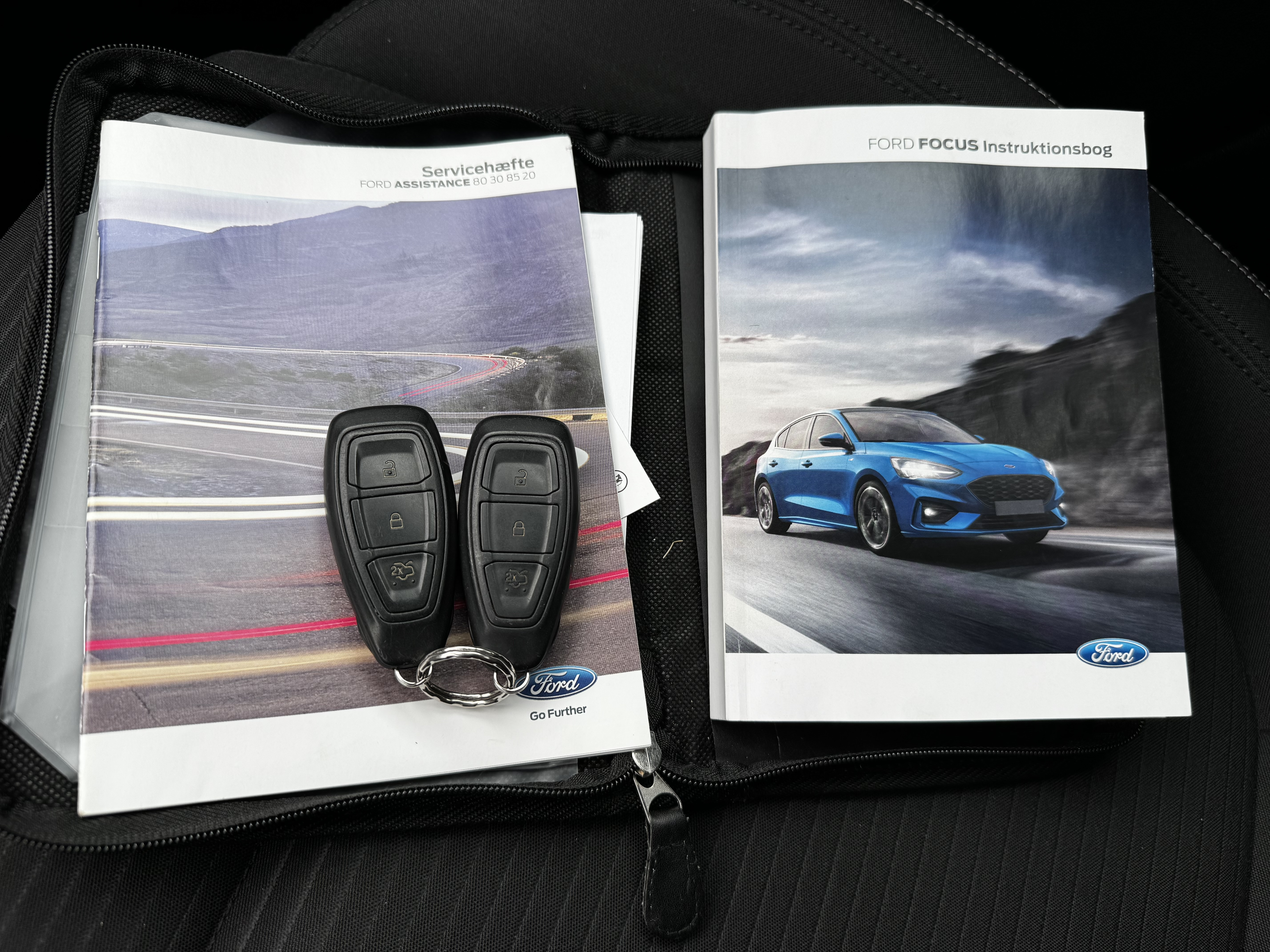 Blå Ford Focus fra 2019