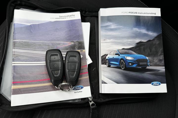 Blå Ford Focus fra 2019
