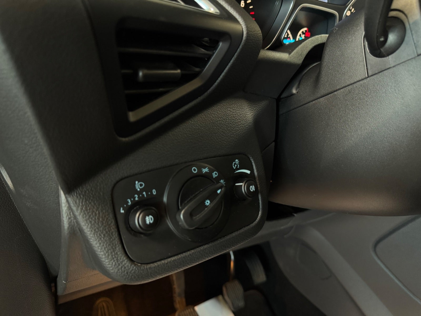undefined Ford Kuga fra 2015