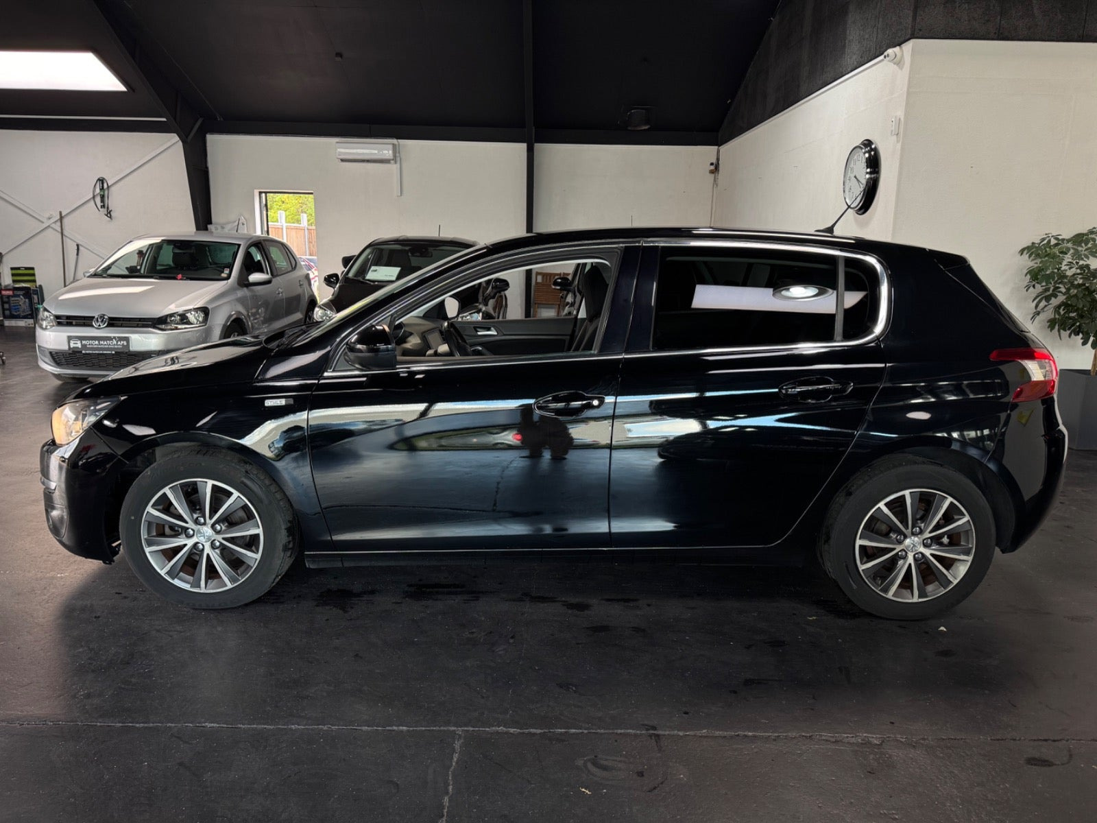 undefined Peugeot 308 fra 2015