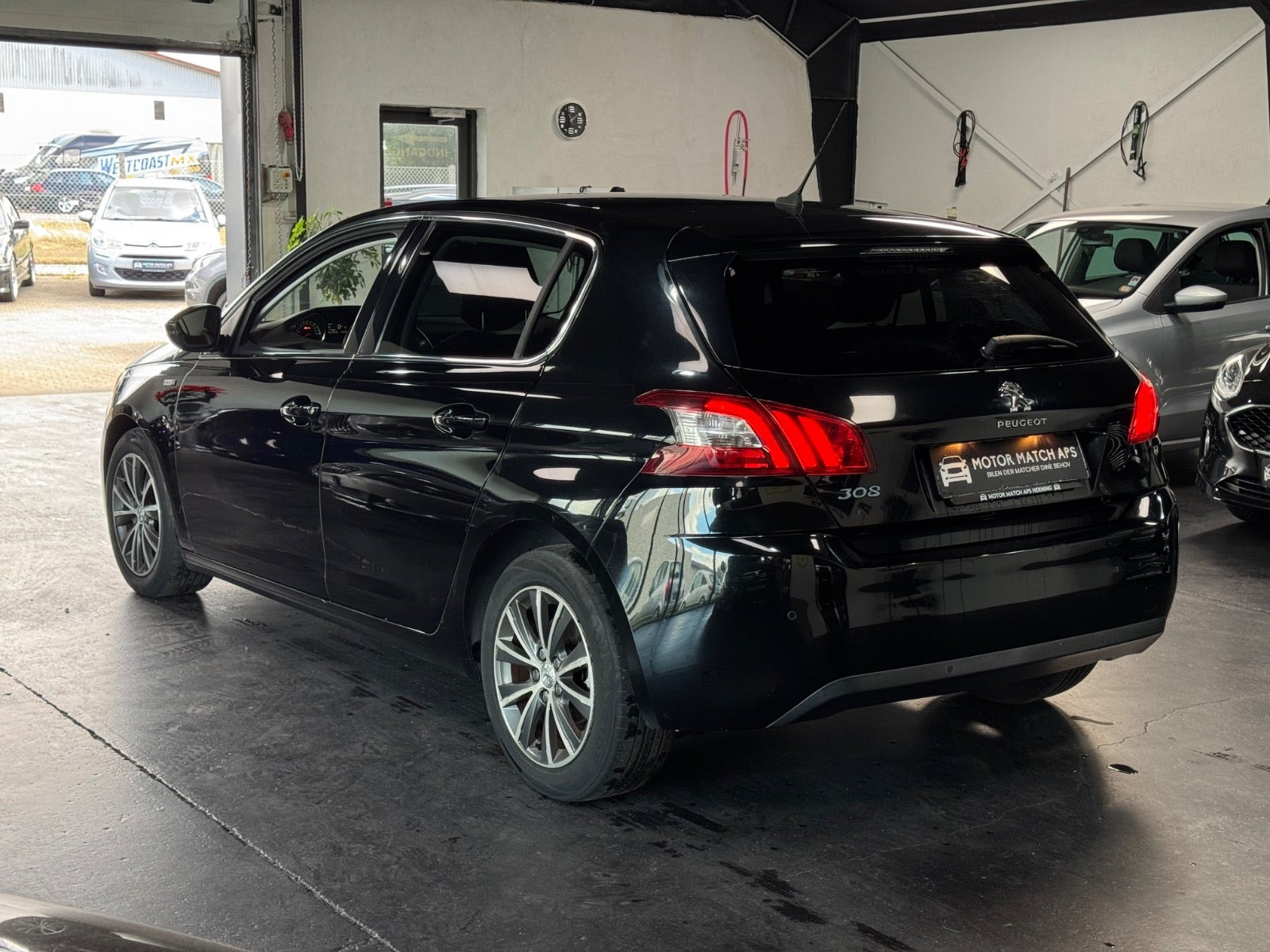 undefined Peugeot 308 fra 2015