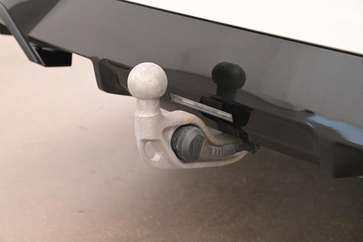 Hvid BMW i5 fra 2025