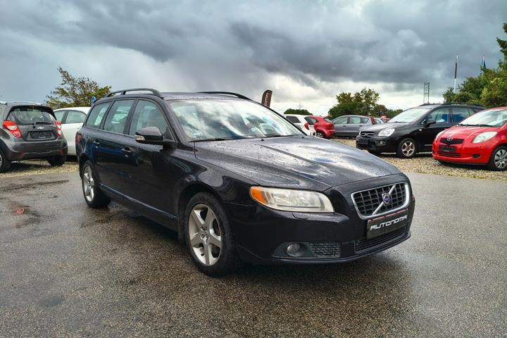 Sort Volvo V70 fra 2007