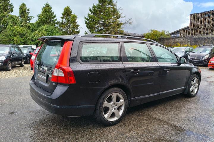 Sort Volvo V70 fra 2007