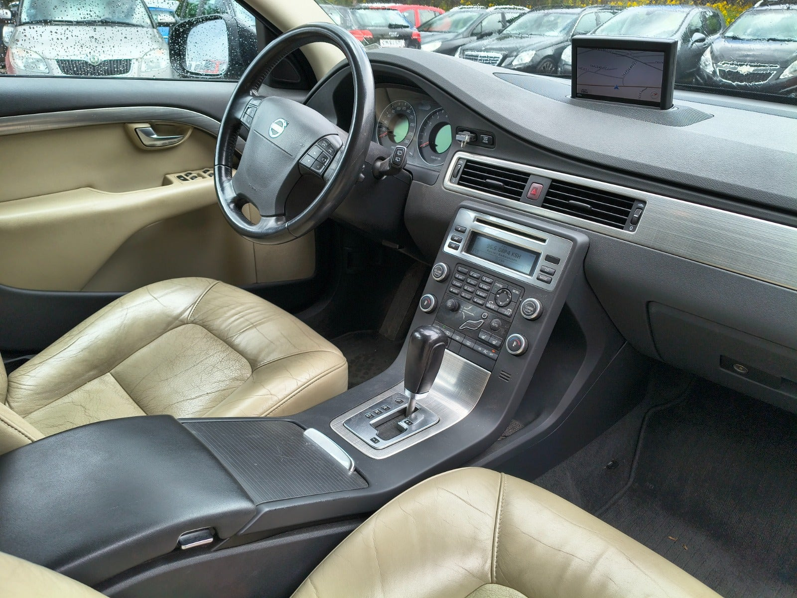 Sort Volvo V70 fra 2007