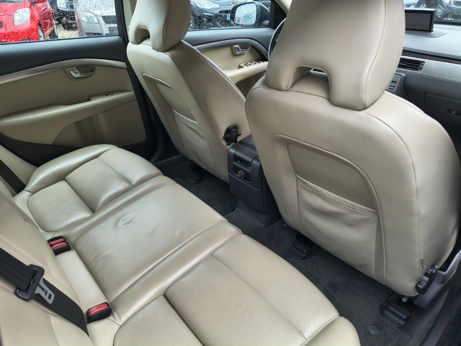 Sort Volvo V70 fra 2007
