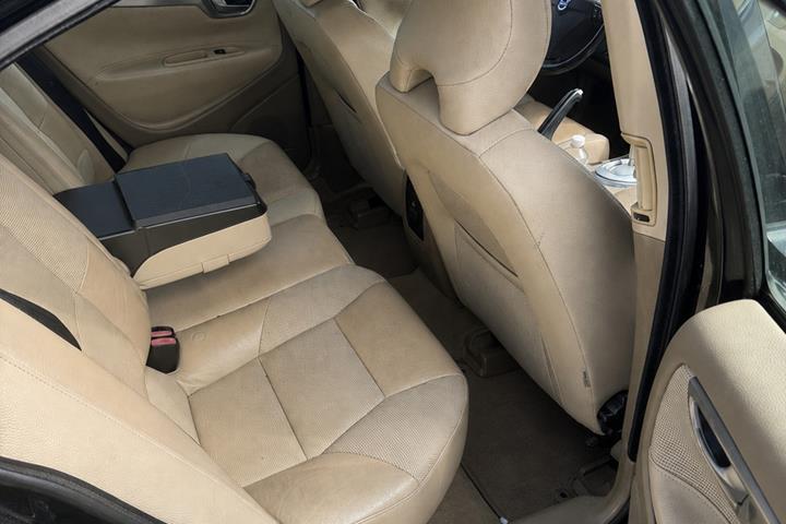 Sort Volvo S60 fra 2008