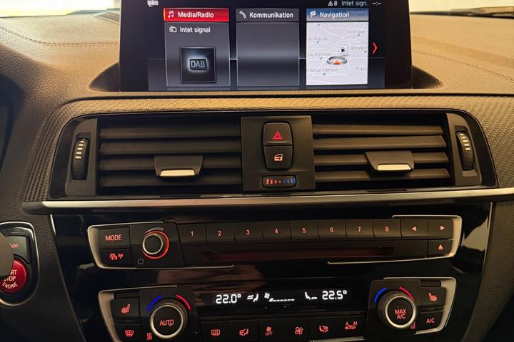 Sort BMW M2 fra 2018