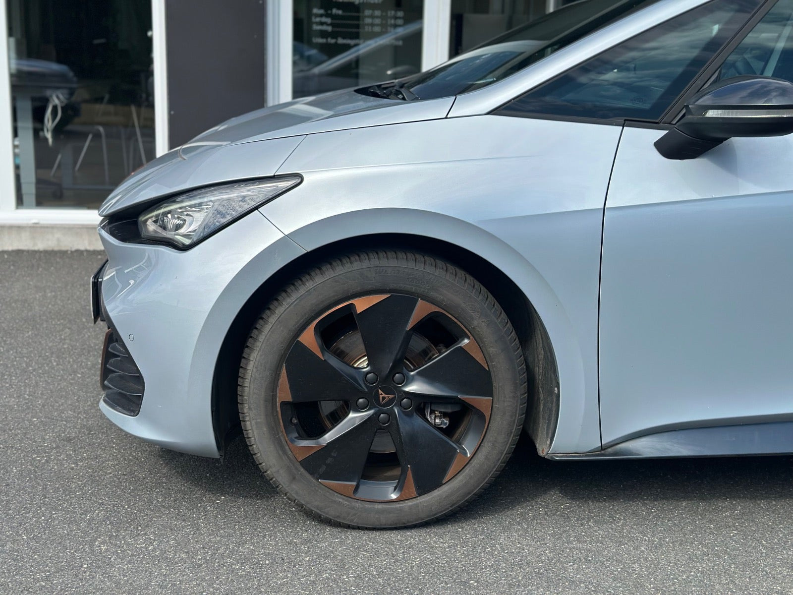 Sølv Cupra Born fra 2022