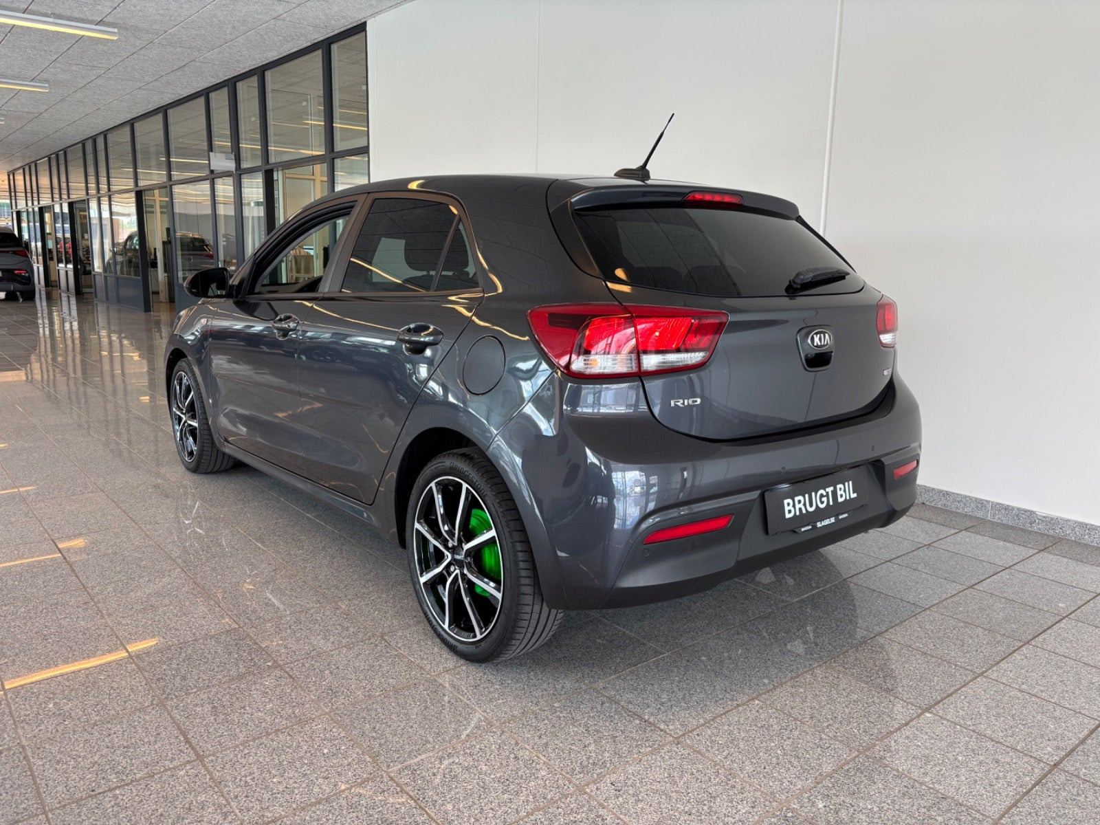 Sort Kia Rio fra 2020