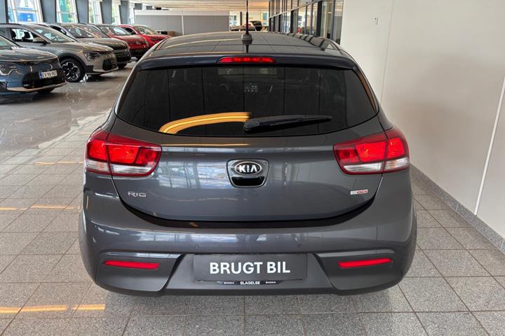 Sort Kia Rio fra 2020