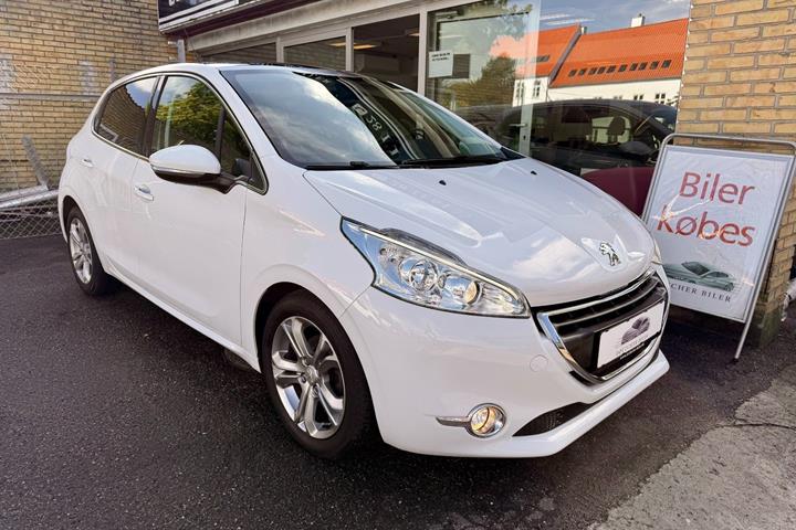 Hvid Peugeot 208 fra 2014
