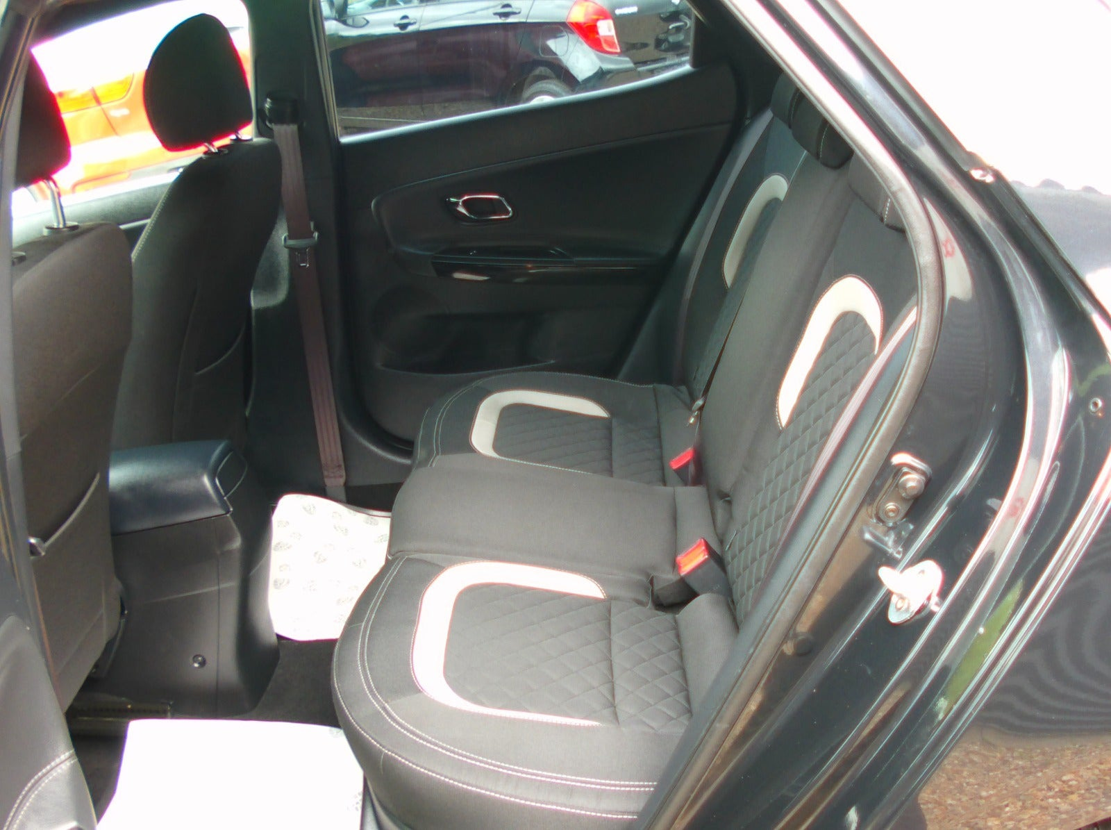 Sort Kia Ceed fra 2016