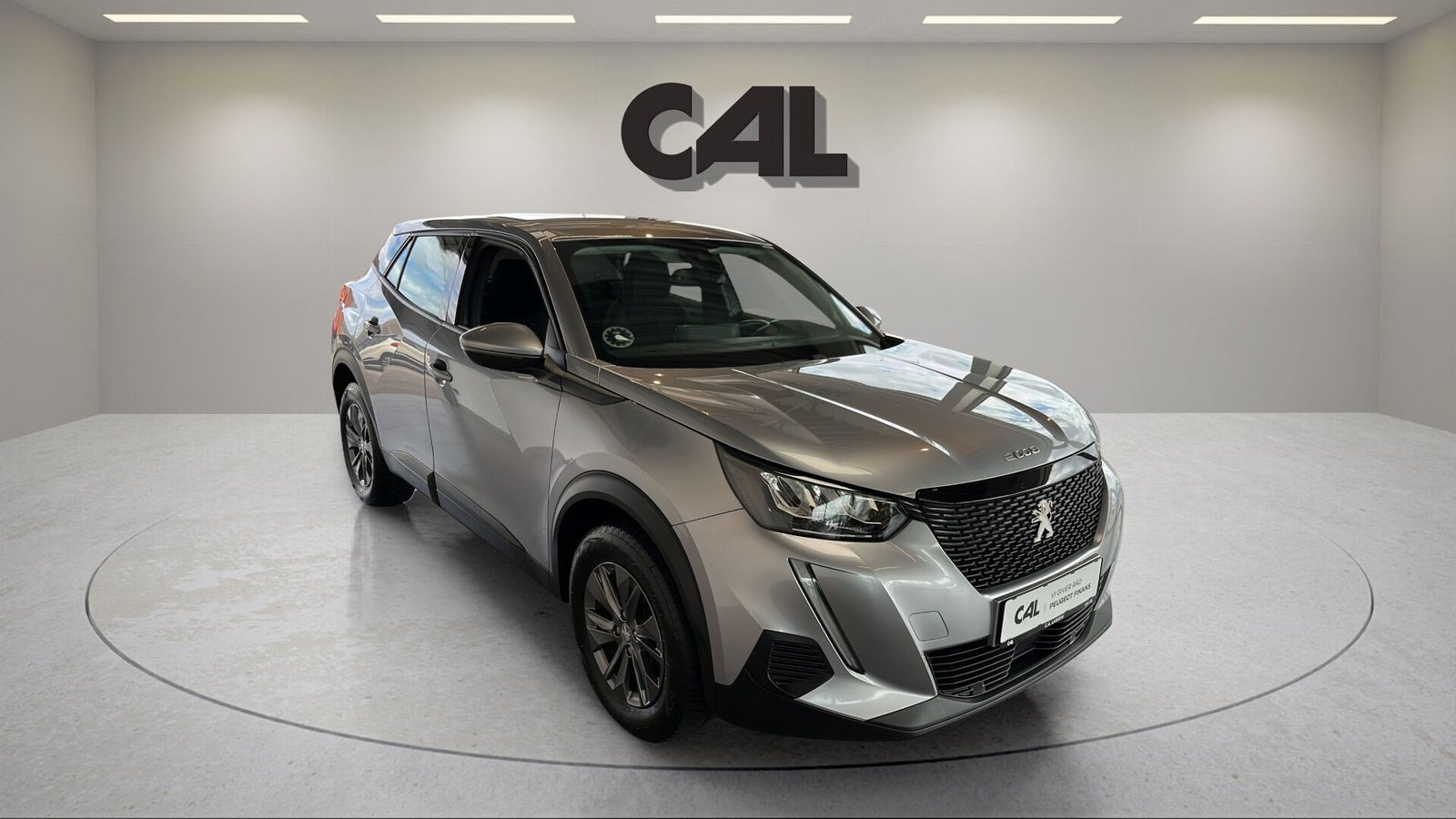 Sølv Peugeot 2008 fra 2022