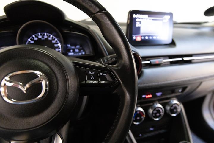 Rød Mazda CX-3 fra 2017