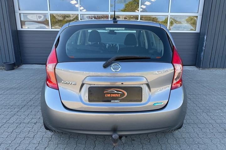Grå Nissan Note fra 2014
